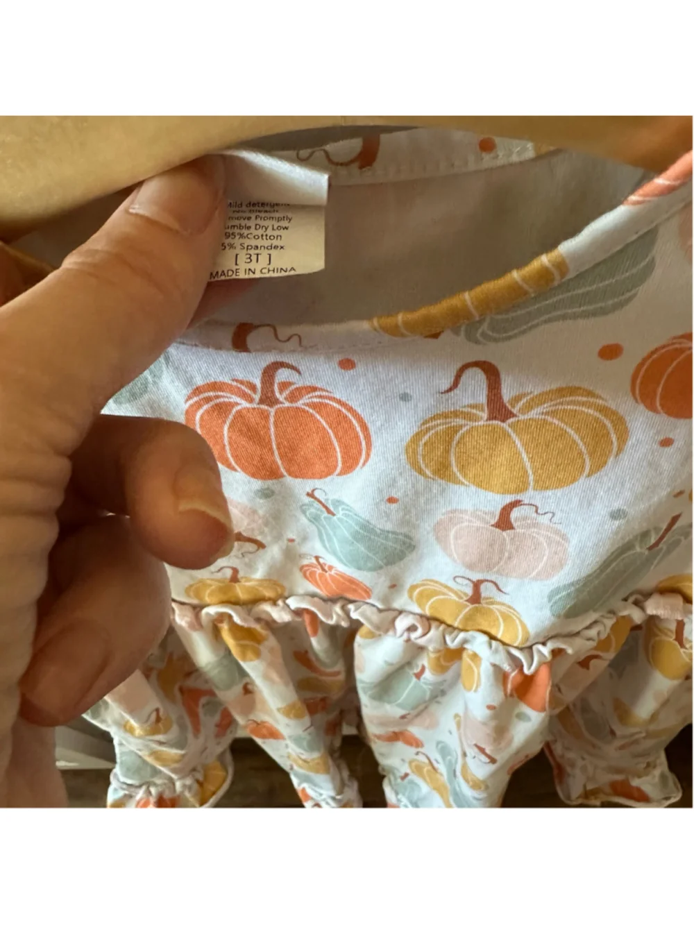 Girls Stitchy Fish Pumpkin Print Matching Set 3T White Orange